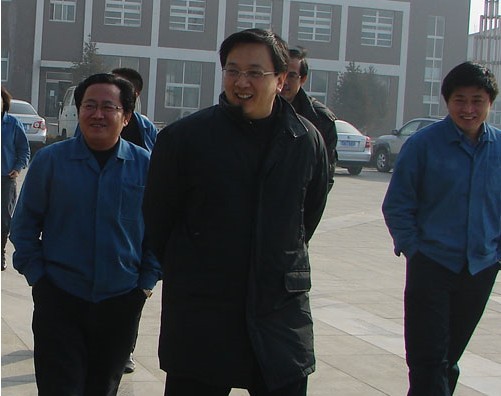 冶金地質(zhì)總局副局長盧進到晶日科美公司慰問