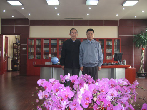 王光祖教授一行到河南黃河旋風(fēng)股份有限公司考察