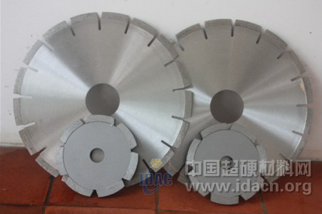 鄭州三磨所科技工貿(mào)部推出砂布頁輪開槽專用金剛石切割片