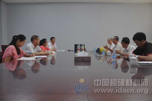 王光祖教授一行到鄭鉆公司參觀