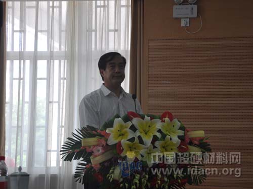 “鄭州超硬材料協(xié)同創(chuàng)新中心”在河南工業(yè)大學(xué)成立