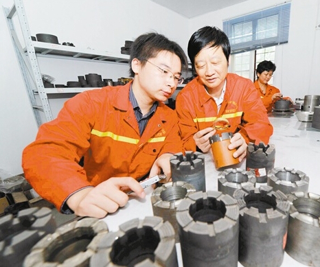 有了“金剛鉆” 敢攬?zhí)降V活——記六安青年五四獎章獲得者王強