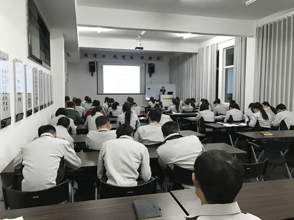惠豐公司推廣“頭腦風(fēng)暴”學(xué)習(xí)培訓(xùn)