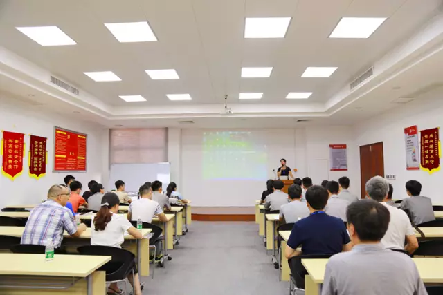 河工大學(xué)生拉開暑期實踐新篇章