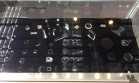 LED藍(lán)寶石襯底盈利低 手機(jī)屏幕成為企業(yè)新的“主戰(zhàn)場”