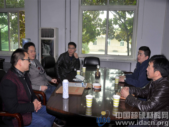 中國(guó)超硬材料網(wǎng)總經(jīng)理石超一行走訪中南鉆石
