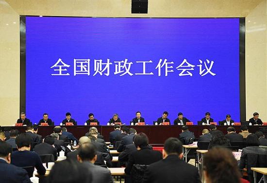 2017年企業(yè)減負將超1萬億元 財政部:明年繼續(xù)減稅