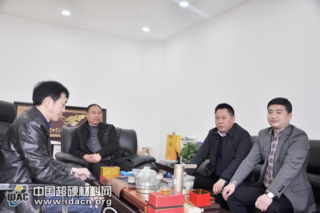 泰隆鉆石總經(jīng)理丁羅杰做客中國(guó)超硬材料網(wǎng)