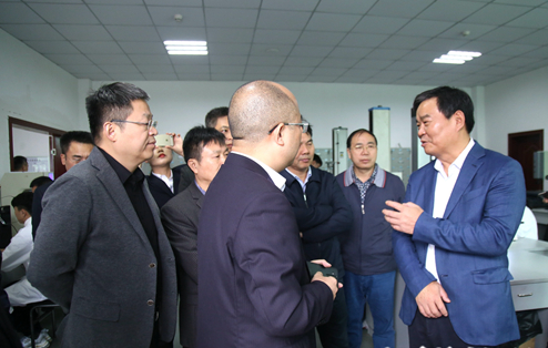 湖南省副省長何報翔到岱勒新材調(diào)研