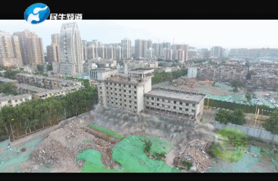 1558920737921568.gif 640.gif