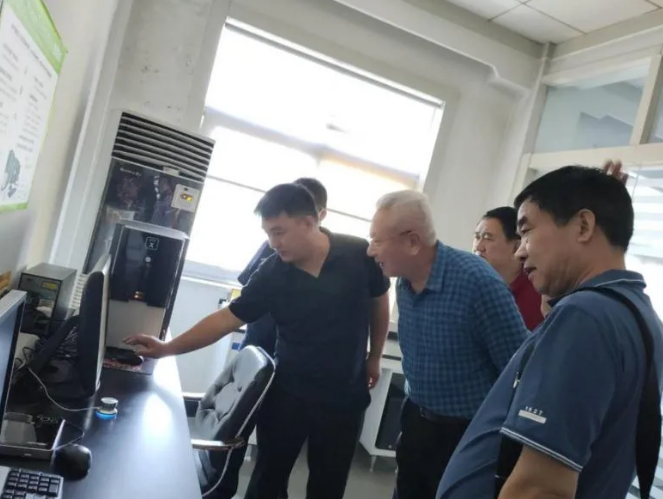 中原區(qū)企業(yè)家協(xié)會赴河南省亞龍超硬材料有限公司調(diào)研