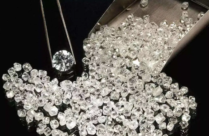 天然鉆石銷量下降40％，實驗室培育鉆石跑贏市場