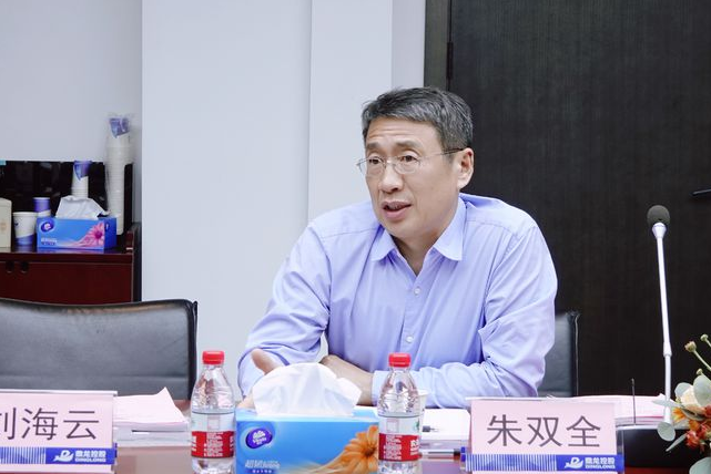 CMP拋光墊實現(xiàn)國產(chǎn)替代 鼎龍股份靠加大研發(fā)贏得市場
