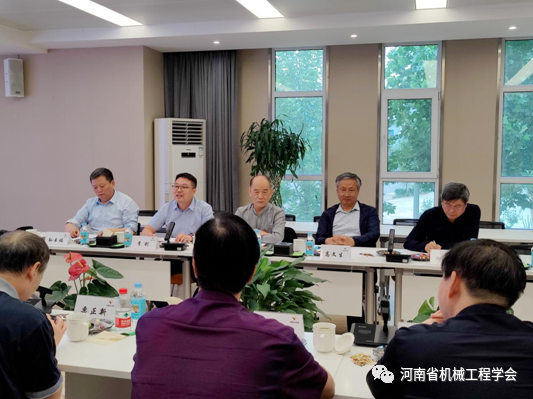 河南省機(jī)械工程學(xué)會(huì)走進(jìn)惠豐鉆石鄭州技術(shù)中心