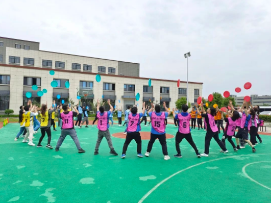 盤不落地 永不放棄——沃爾德飛盤趣味活動圓滿結束