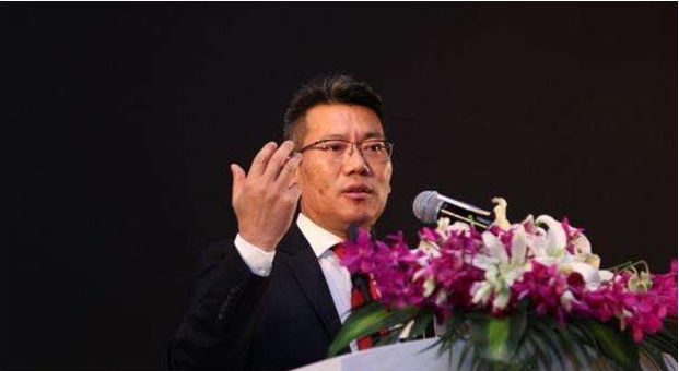 從全球第一到負(fù)債700億，沈陽(yáng)機(jī)床董事長(zhǎng)：2年內(nèi)，會(huì)翻天覆地