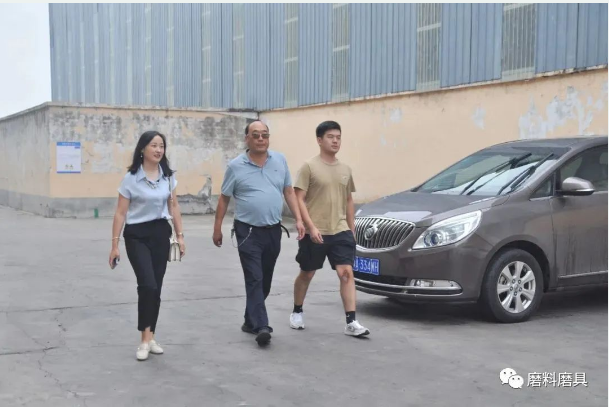 中國磨料磨具網(wǎng)走訪宇海剛玉 助力開新篇謀新局