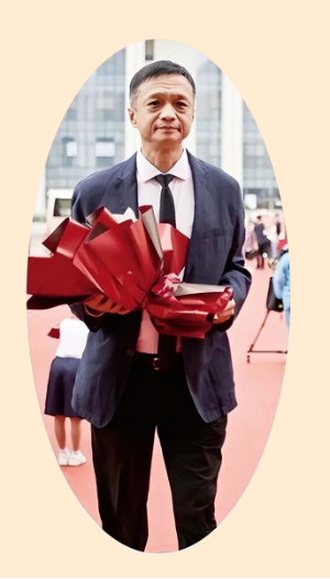 豫西集團(tuán)榮獲“南陽市2022年度四星級工業(yè)企業(yè)”稱號 魏軍榮獲 “南陽市2022 年度功勛企業(yè)家”稱號