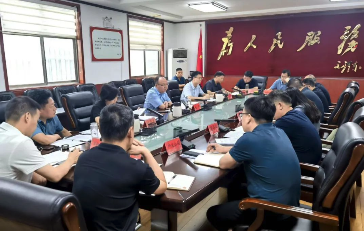孟州市裝備制造產(chǎn)業(yè)（超硬材料）工作專(zhuān)班召開(kāi)第二次會(huì)議
