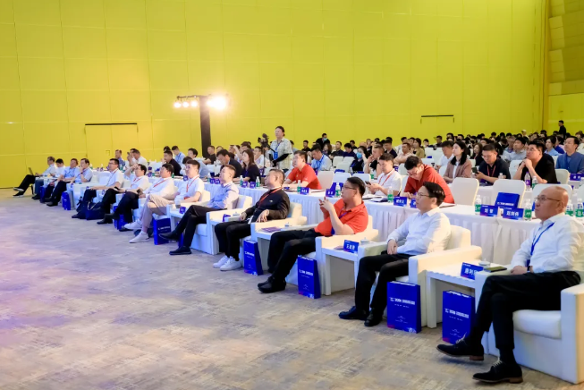 中國培育鉆石產(chǎn)業(yè)邁向新高度——2024中國培育鉆石產(chǎn)業(yè)峰會盛大開幕