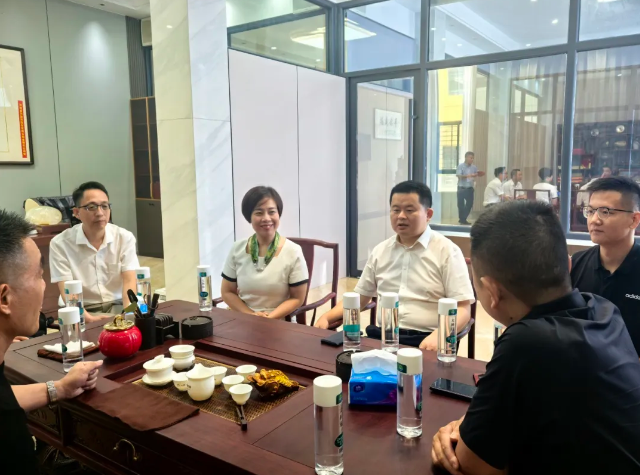 王開偉帶隊前往鄂州考察交流，共謀石材與金剛石工具產(chǎn)業(yè)協(xié)同發(fā)展新篇章