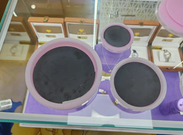金剛石熱沉片晶圓體，技術(shù)新突破！